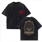 Herren-T-Shirt im Used-Look Stranger Things Medaillon Hawkins Indiana
