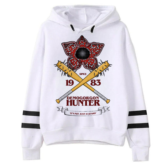Pull blanc Stranger Things Demogorgon Hunter 1983 vu de face
