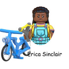 Minifigur zum Bauen Stranger Things Erica Sinclair auf dem Rad